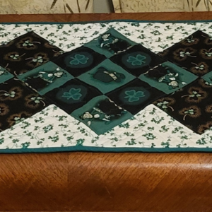 St Patrick Day table runner
